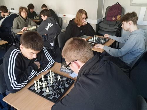 2025.03.25 gry logiczne 16